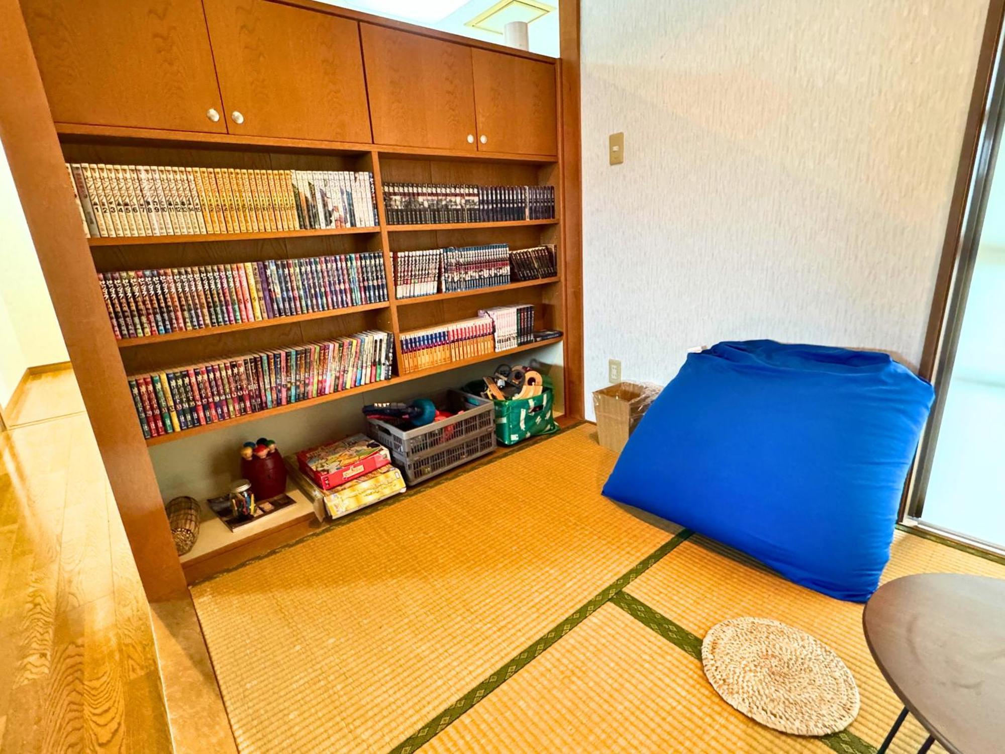 石垣島グループの宿 2216 にじいろ ユーグレナモール内 Ishigaki  Extérieur photo